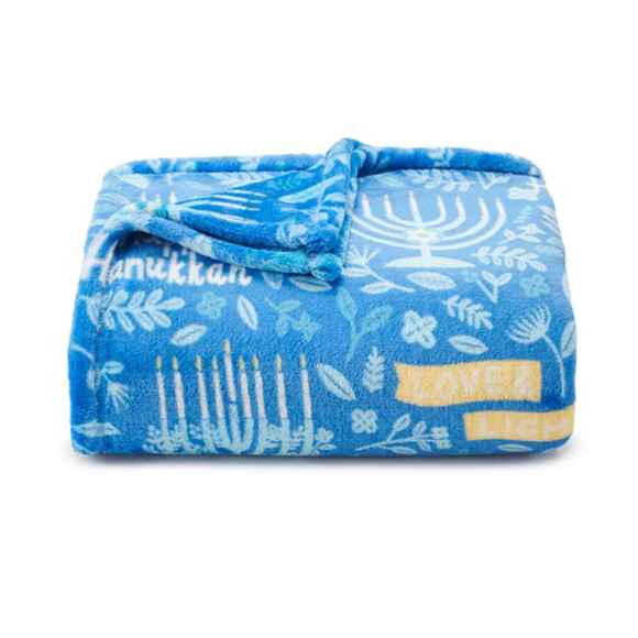 The Big One Oversized Hanukkah Supersoft Plush Throw - Picture 1 of 6